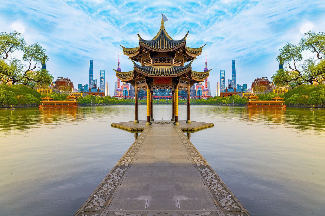 beijing  china  asia  architecture  fan  wall  building  mask  traditional  chinese  woman  roof  palace  ornament  temple  clothing  dragon  tourism  quintesse