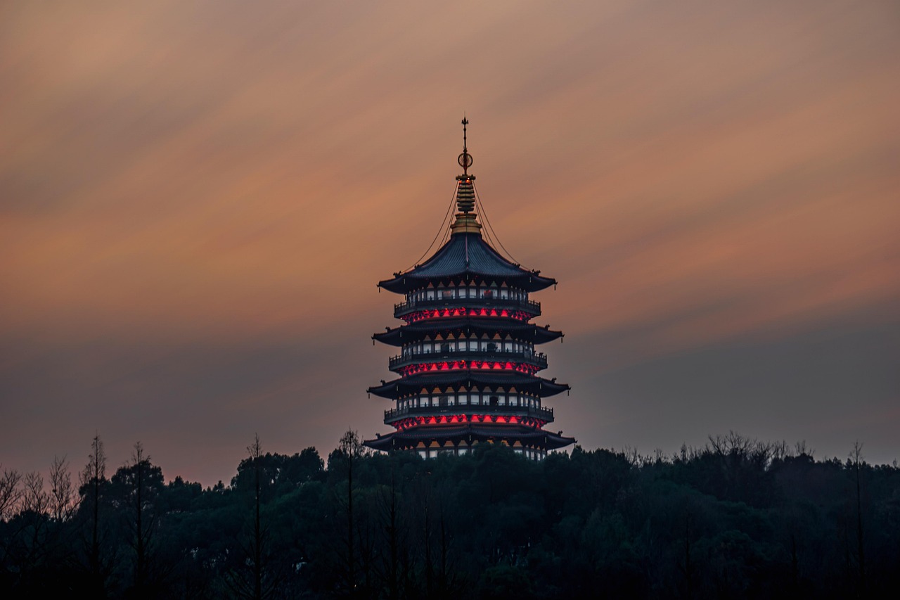 asia  travel  tourism  landmark  nature  leifeng pagoda  sunset  architecture