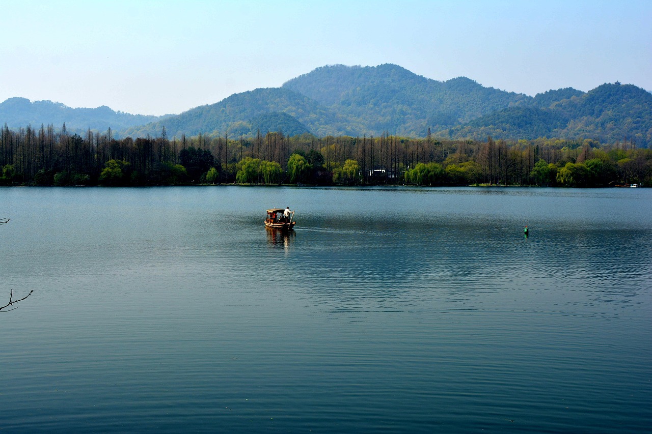lake  boat  mountains  sail  sailing  trees  forest  woods  wildlife  wilderness  outdoors  landscape  nature  west lake  hangzhou  hangzhou  hangzhou  hangzhou