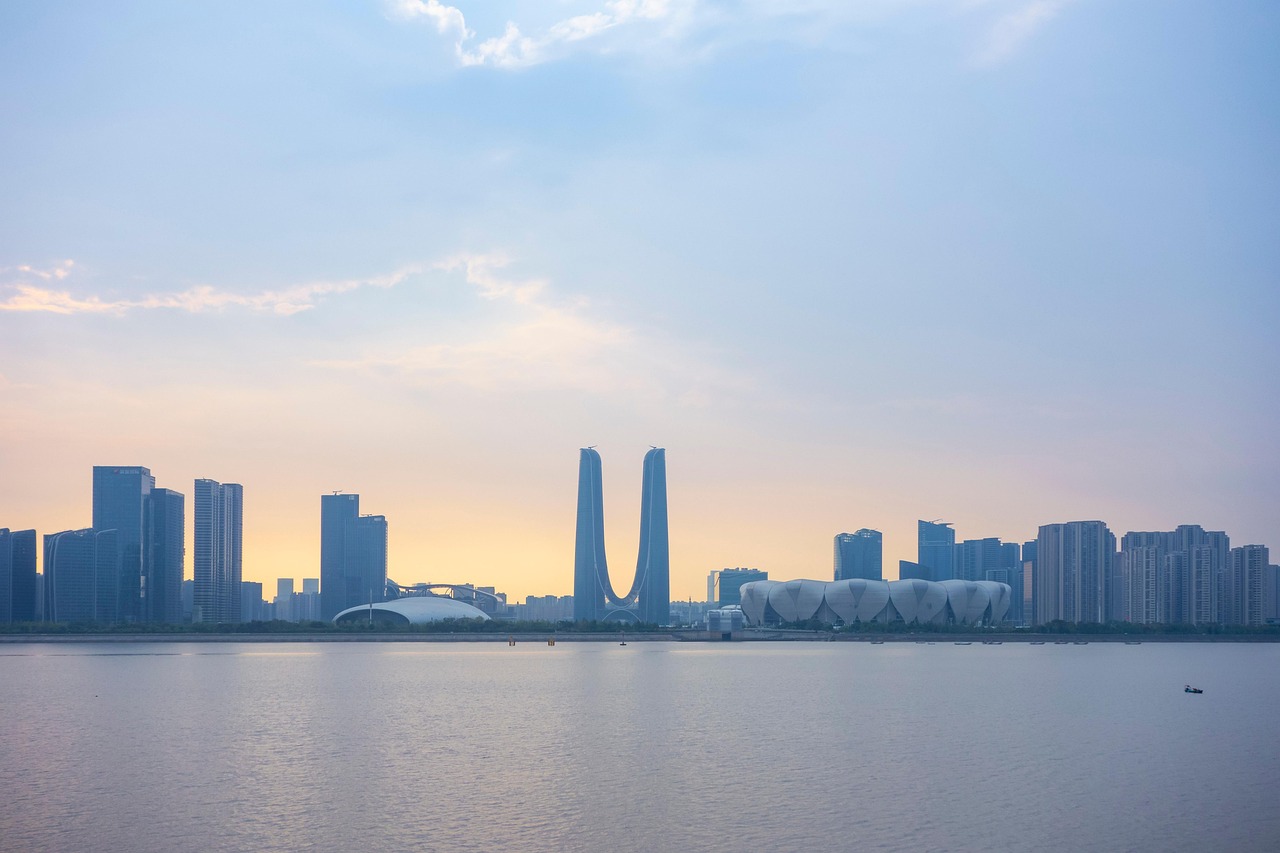 hangzhou  qiantang river  city  nature  river  sunrise  skyline  skyscrapers  buildings  urban  sky  early morning  dawn