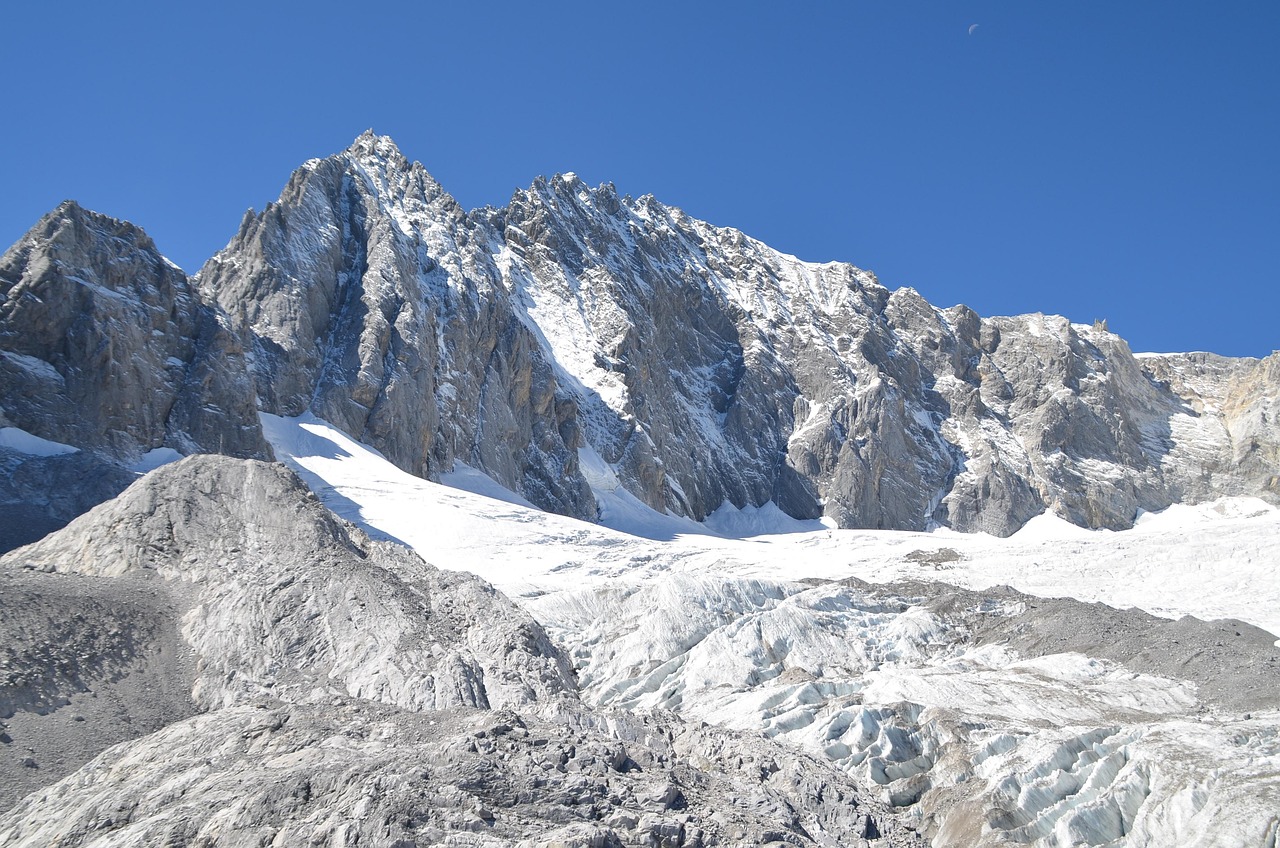 sky yunnan lijiang snow mountain nature the jade dragon snow mountain