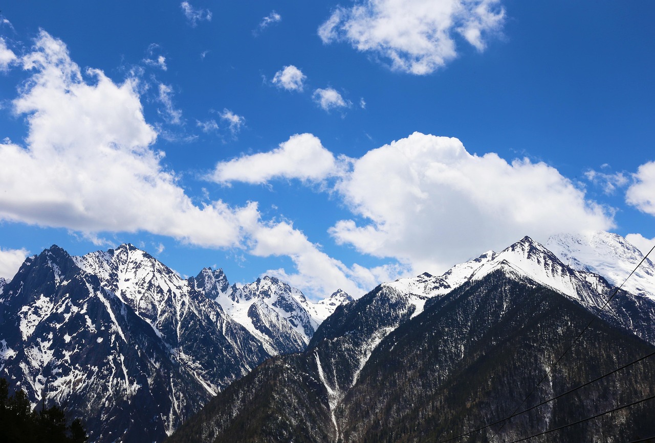shangri-la  snow mountain  nature  the nature reserve  blue sky  summer