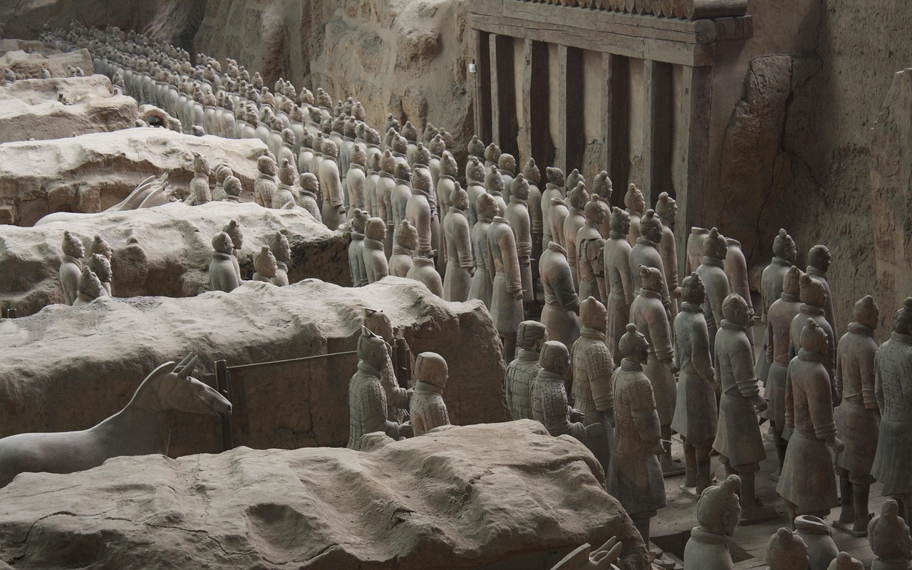 terracotta terra cotta army soliders warriors china chinese history historical statues xi'an qin shi huang mausoleum brown army terracotta terra