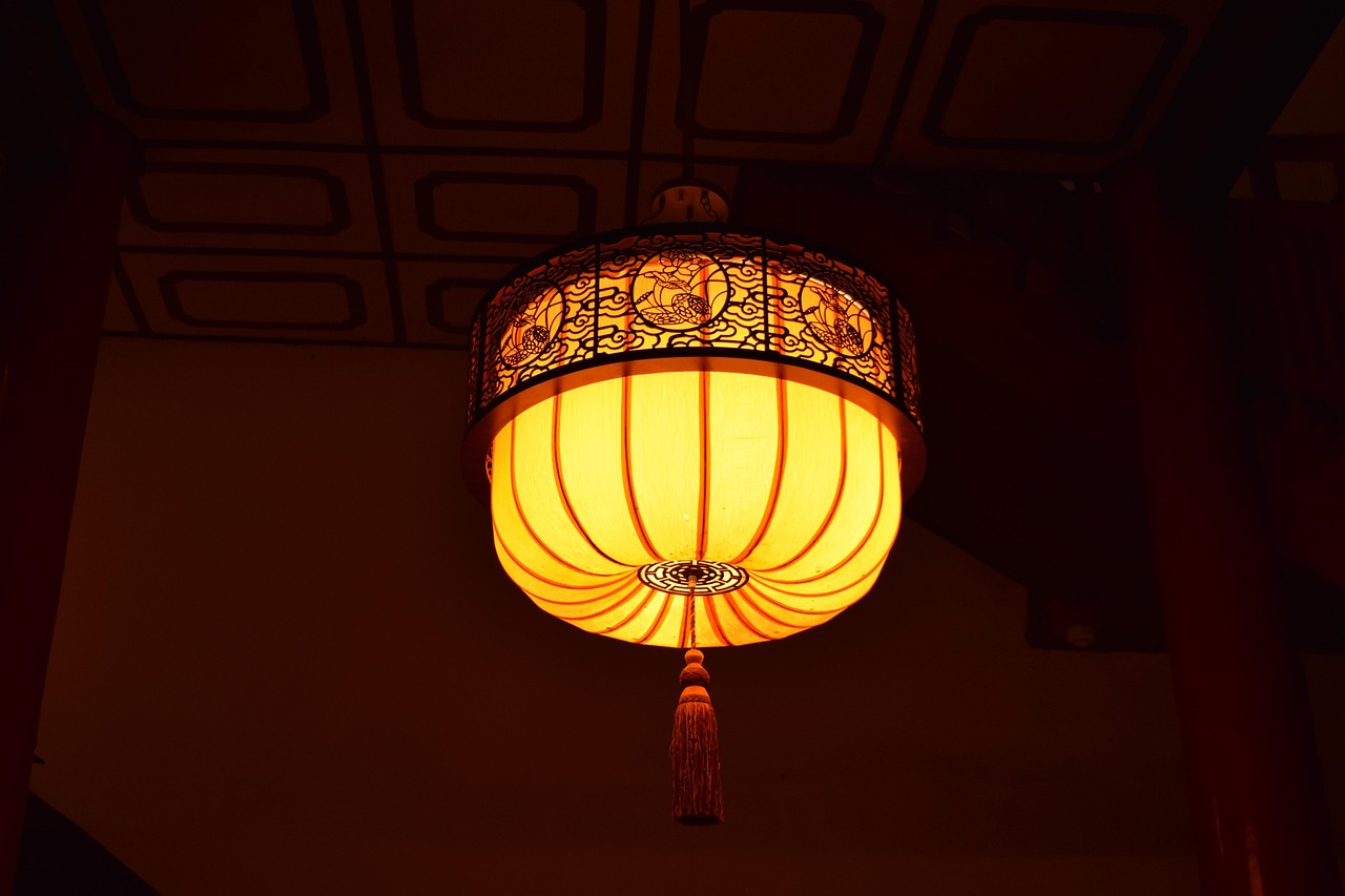 xi'an da-yan tower lantern