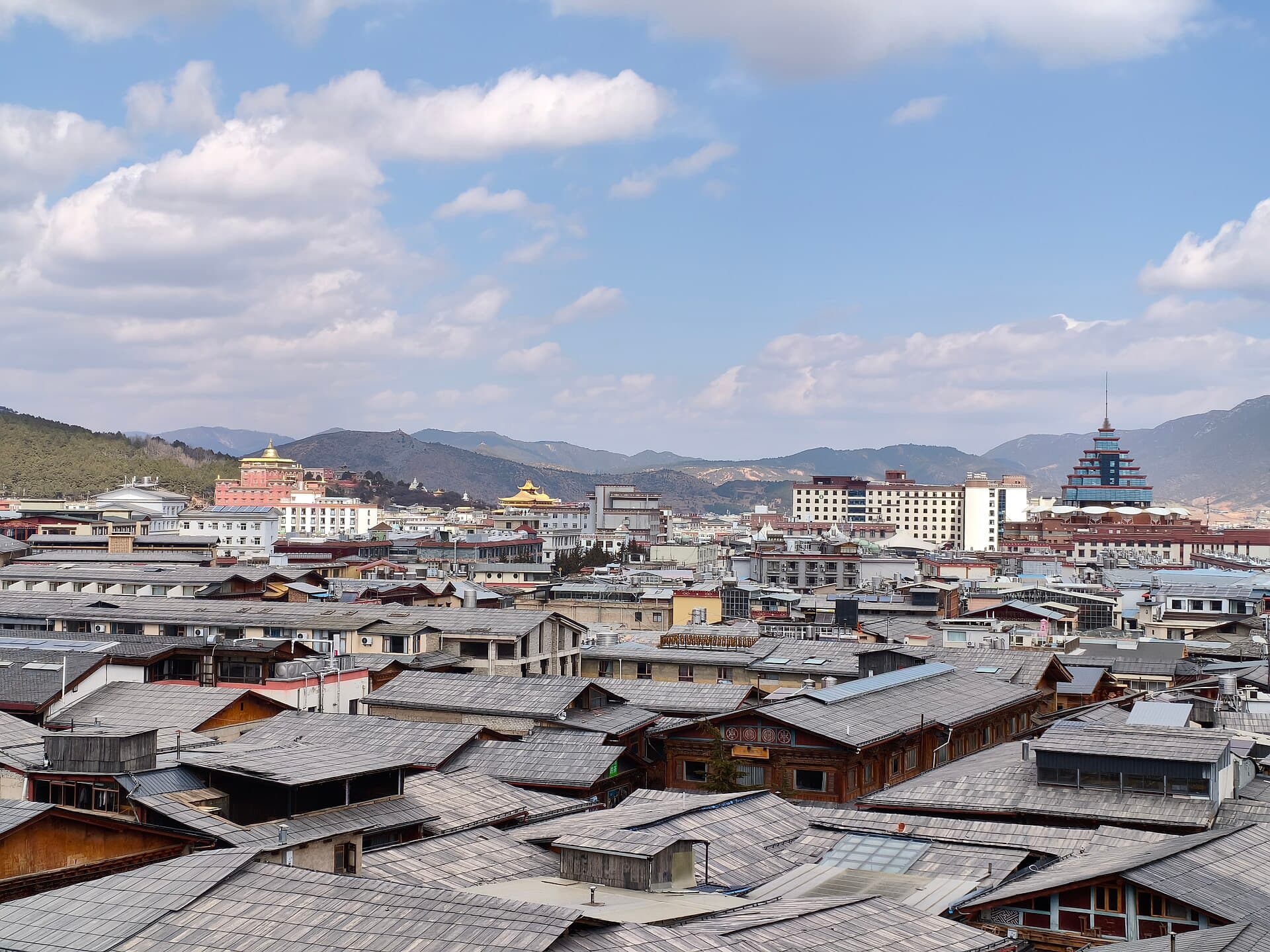 A view overlooking Dukezong Ancient Town and the skyline of Shangri-La from Guishan Park, Jiantang Town, Diqing, Yunnan, China
