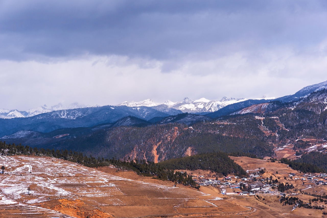 yunnan  mountain  china  natural  village  snow  winter  scenic spot  sky  cloud  wild  peaceful  environment  travel  hills  the wild  the scenery  traveling  