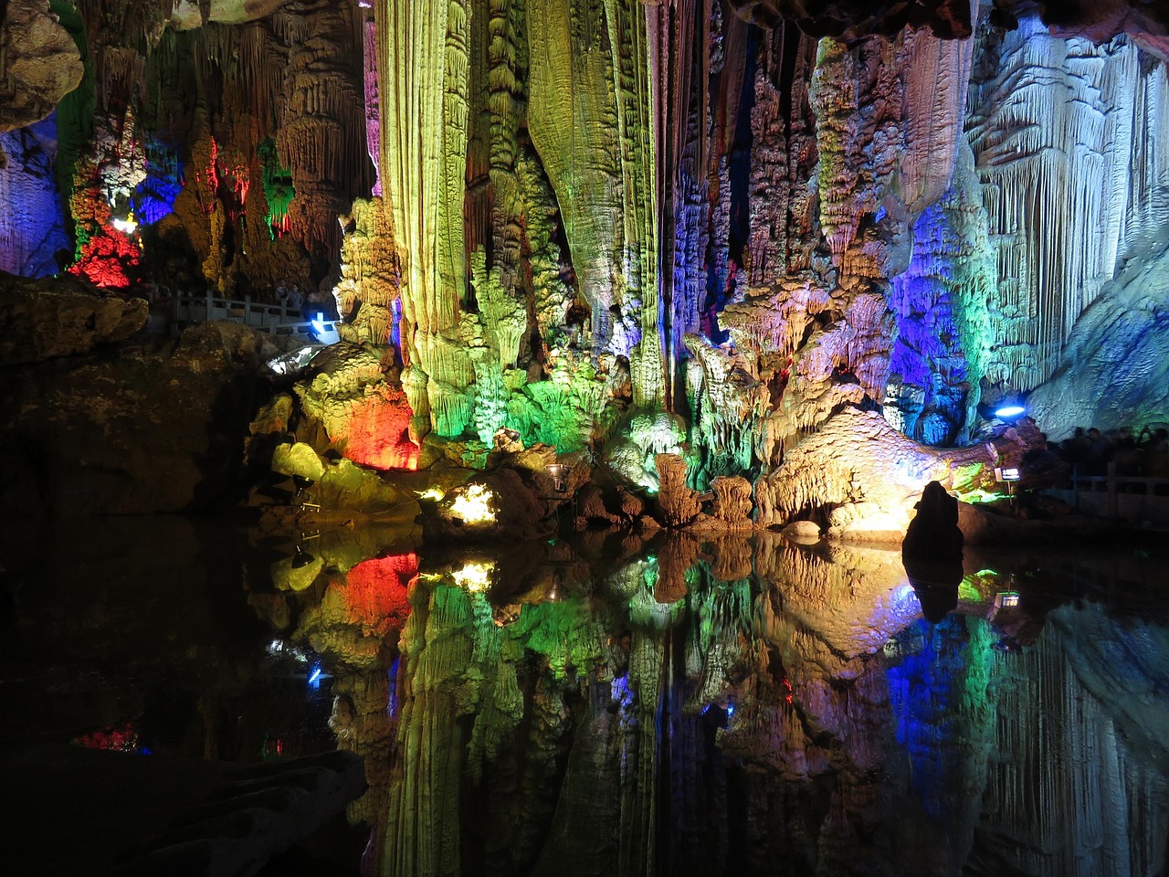 karst cave rock guilin stone spectacular the scenery travel china karst karst karst cave cave cave cave cave guilin guilin guilin guilin sp