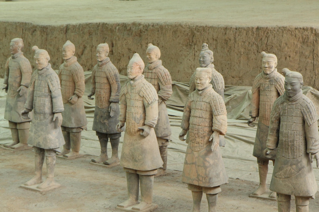 terracotta warriors xi'an china army soldier terracotta pottery ancient qin tomb dynasty xian emperor warrior archeology terracotta warriors ter