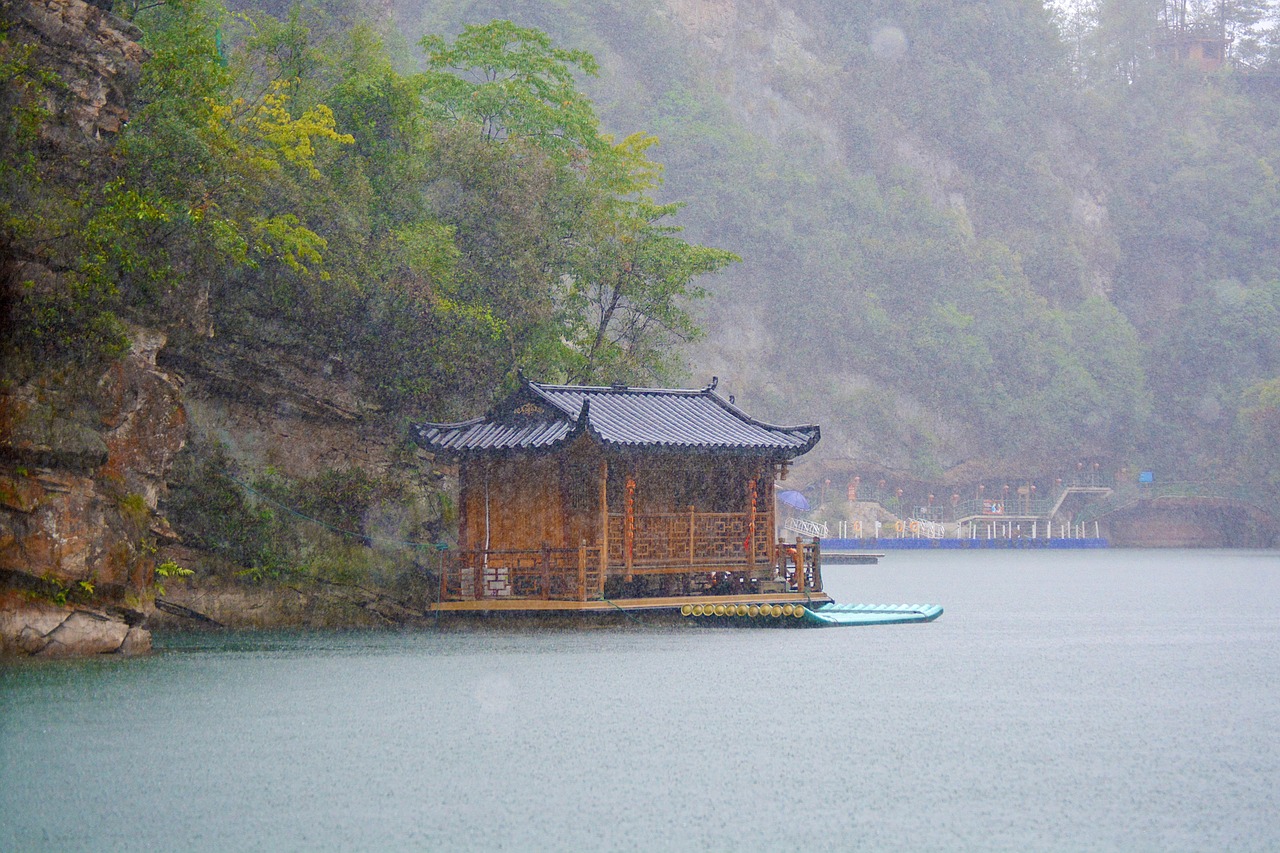 lake baofeng zhangjiajie china landscape nature mountain